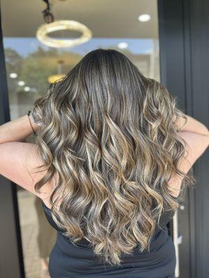 Omg this balayage is speechless