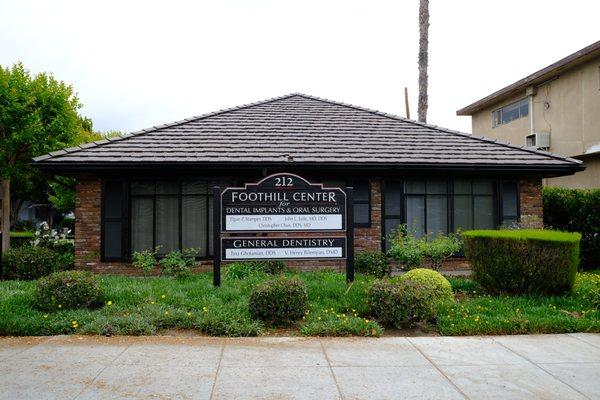 Foothill Center for Dental Implants and Oral Surgery