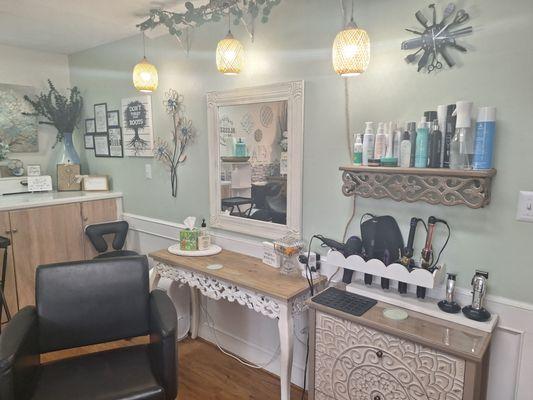 Michelle's Salon in Blue Springs MO