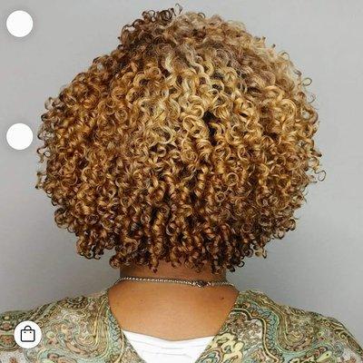Embrace Me Naturally Salon