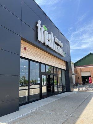 Fresh International Market