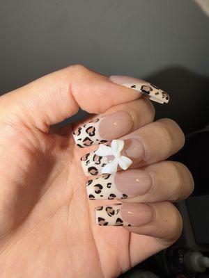 Amazing staff members!! They are always so nice and make sure that I leave with the nails I'm satisfied with. 10/10 in everything!!