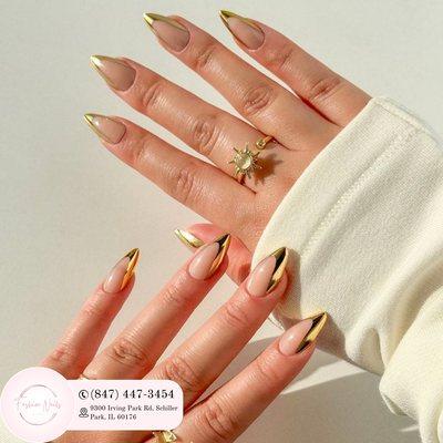 Don't wait - book your spot for flawless nails now!