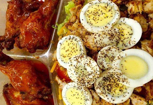 Salad and wings combo