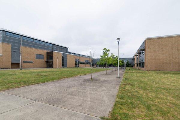 Clackamas High School