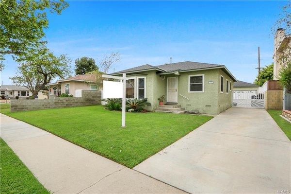 Congratulations to the Baltierra Family on the purchase of their Lakewood Home.