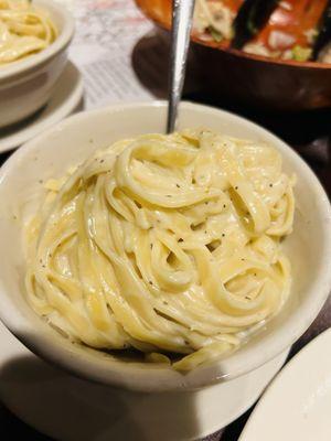 Kids Petite Fettuccine Alfredo