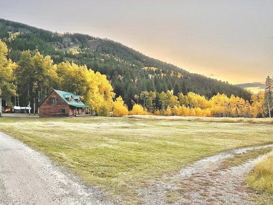 Beyul Retreat at Diamond J Lodge