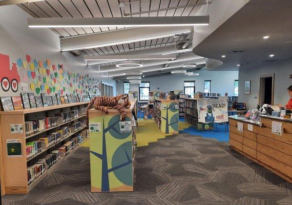 NEW LIBRARY! Inside the Kids' Room