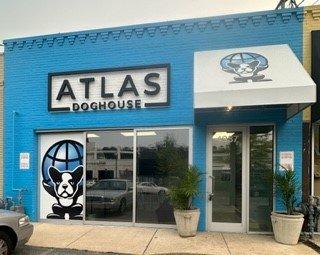 Atlas Doghouse