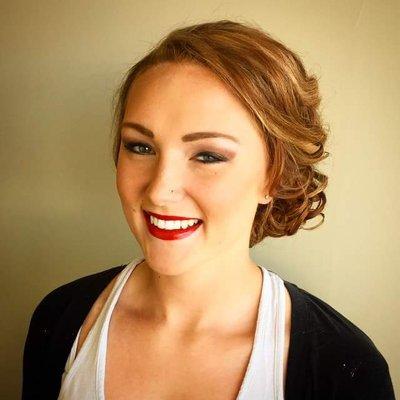 Naviina Salon & Day Spa