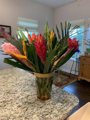 Not to Shabby Florist (Exotic flowers from Ecuador) I love their flowers. The Florist is exceptional! .