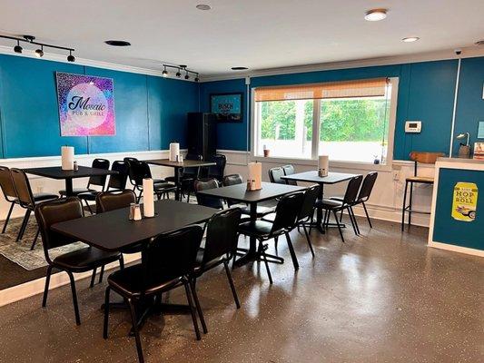 Seating area that turns into a stage & dance floor