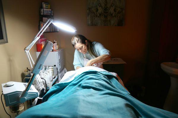 Head Shoulders Knees and Toes