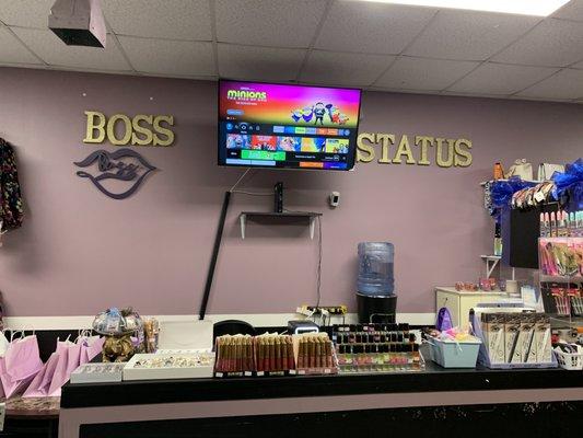 Boss Status 101 Boutique