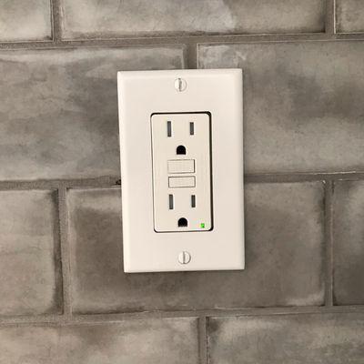 Hardline Master Electrician
