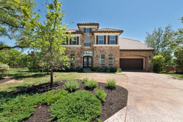 Tara Usrey - Realty austin