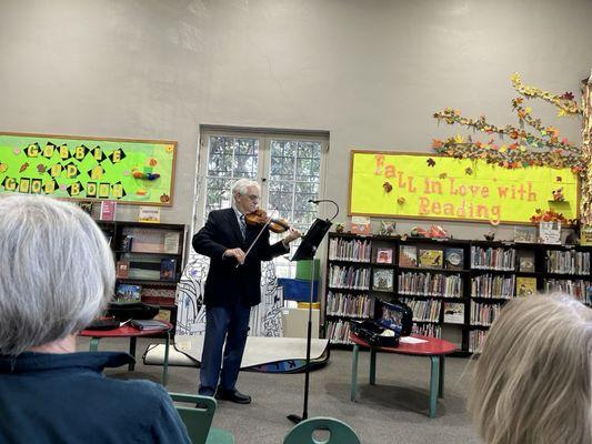 Wilshire Branch Library
