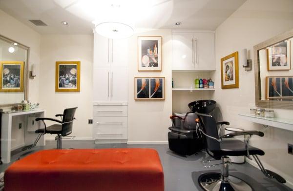 Renée Barnes Hair Studio