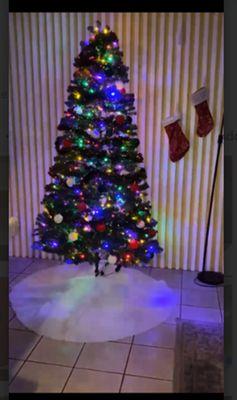 MD Bail christmas tree