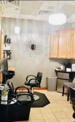 Personal salon suite