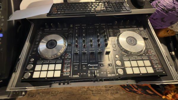 El Alegre Bar & Event Center