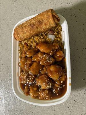 Sesame chicken combo includes egg roll!