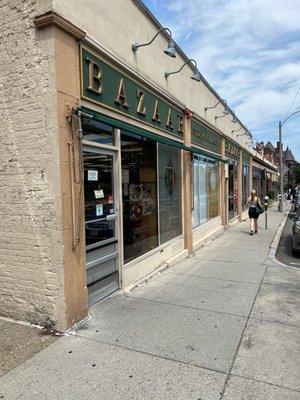 Bazaar International Gourmet