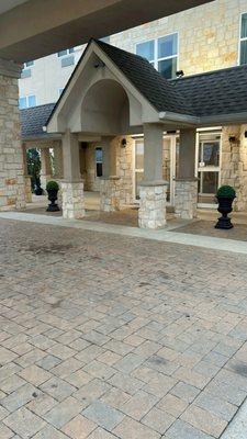 Front Entrance of Country Inn & Suites