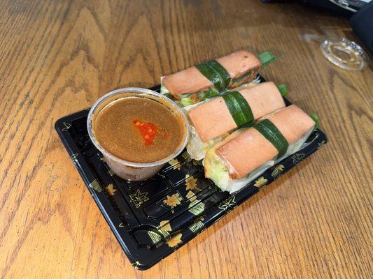 Veggie roll w. Peanut sauce - cuốn chay (ham chay, đậu hủ) và rau ăn kèm với tương đậu phộng