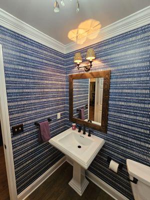 LD Wallpaper Hanging and Painting