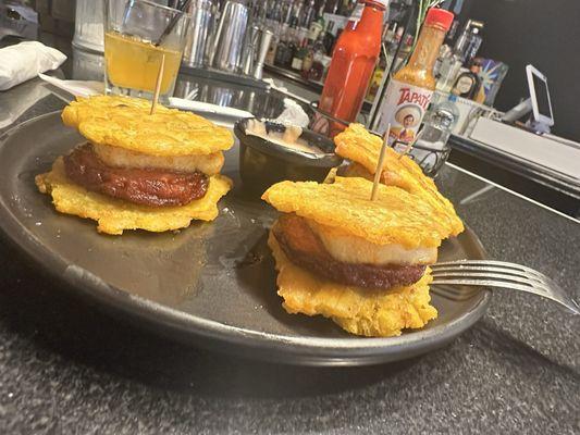 Dominican sliders
