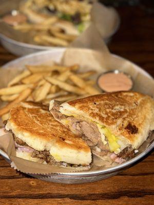 La Taguara Bar & Grill