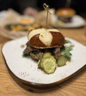 Truland Burger & Greens