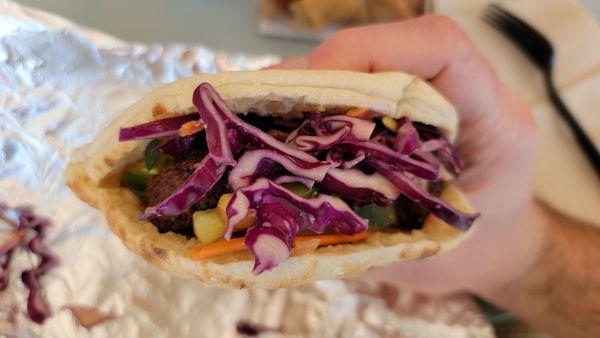Falafelicious Pita: Pretty packed!