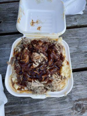 Pulled pork loaded Mac n Cheese