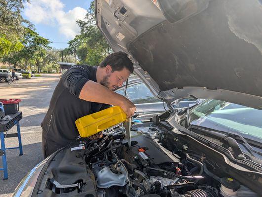 Howie The Mechanic