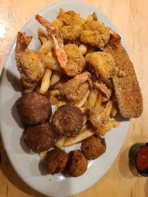 Benno's Cajun Seafood Restaurant