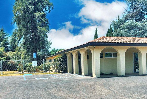 Adobe Animal Hospital