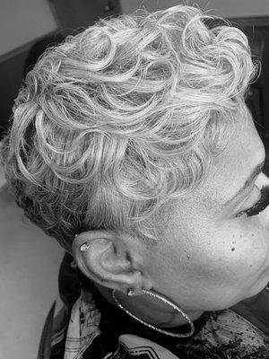 Miracles Salon Clinique