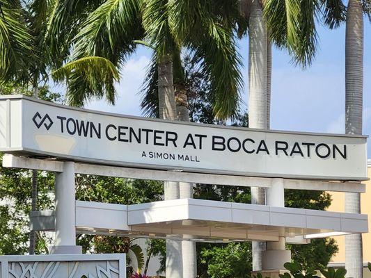 Amazing Flowers is located inside Bloomingdales.