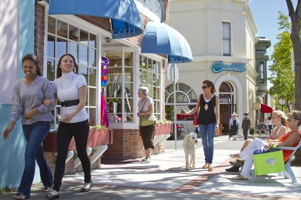 Nicole Russell-RE/MAX Gold