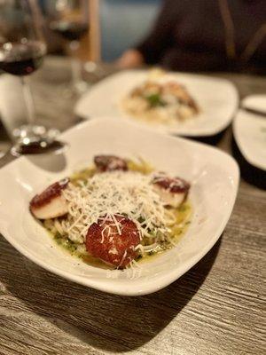 PAN SEARED DIVER SCALLOPS