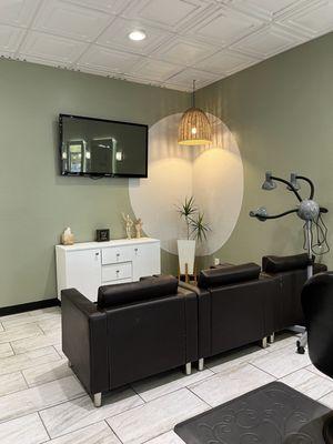 Salon Processing/Waiting Area