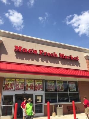Mac's Fresh Market