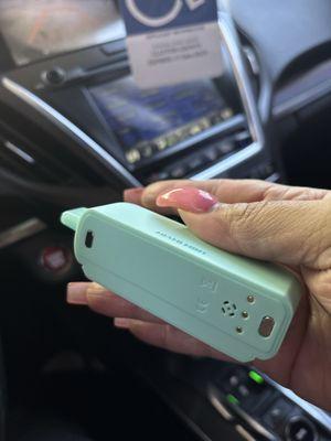 A vape that is suppose to come with a battery pack