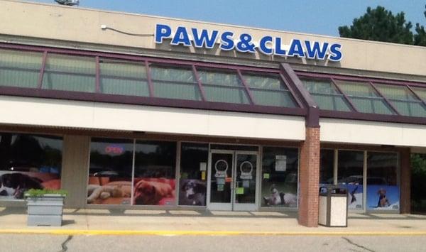 Paws & Claws - Grand Rapids