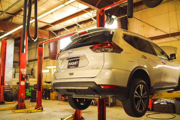 Poquet Auto Service Center