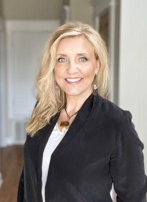 Jennifer Sage - Call it Closed International Realty