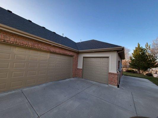 Exterior - Garage door painting